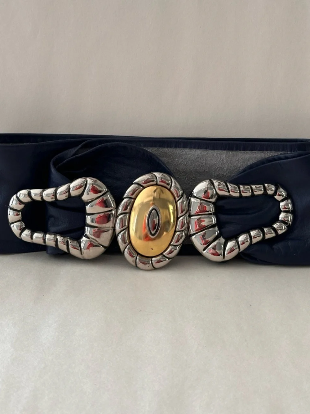 VINTAGE DAME BLUE LEATHER STATEMENT BUCKLE WASIT BELT